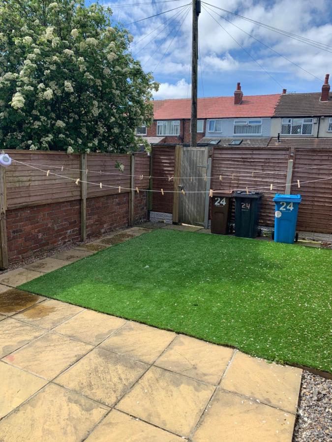 Villa Beautiful House In A Perfect Location Lytham St Annes Exterior foto